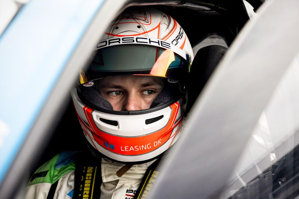 Bastian Buus sluttede på mesterskabspodiet i Porsche Carrera Cup-finale
(Foto: Porsche Motorsport)